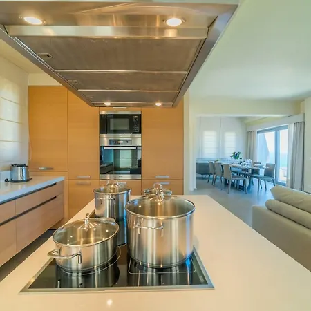 Grande Crete Villa *